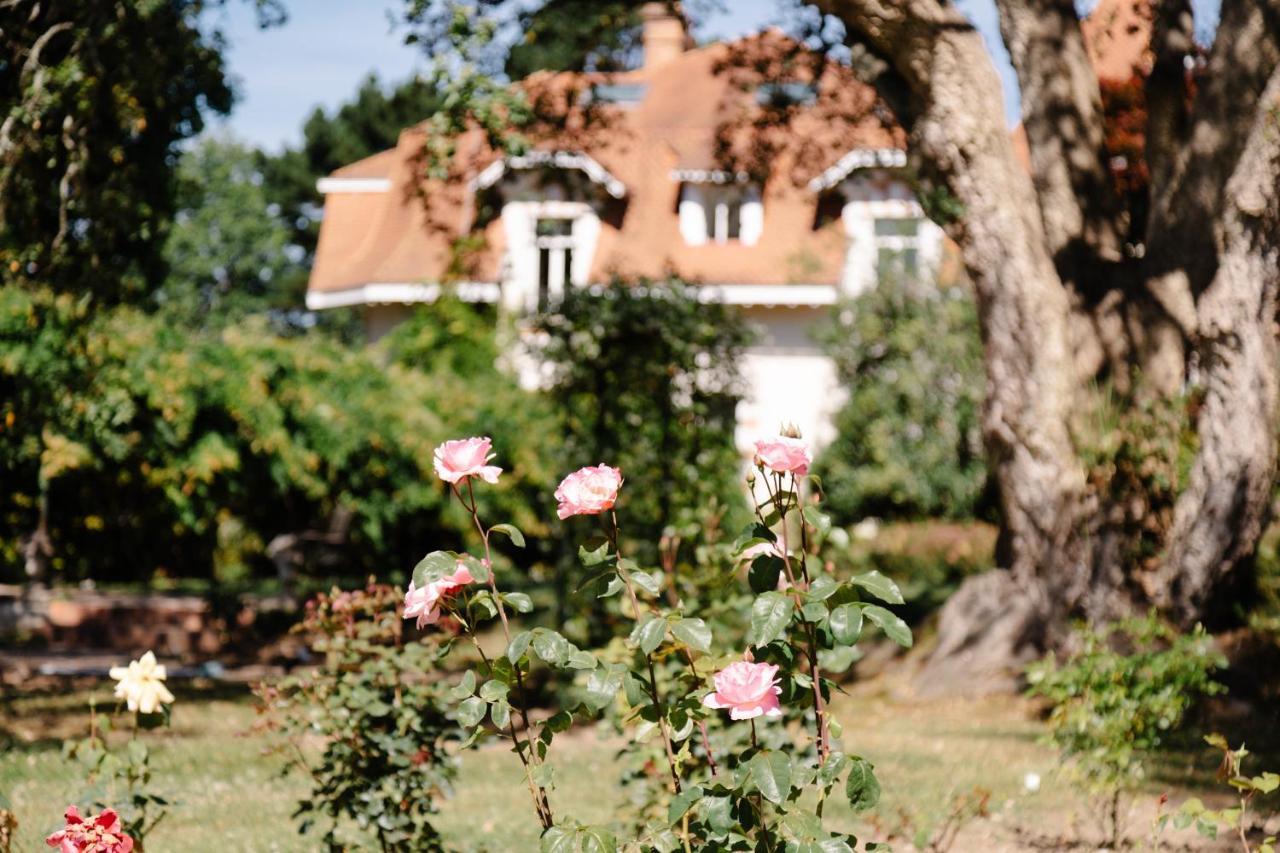 Chateau Du Clair De Lune - Boutique Luxury Hotel Biarritz Exterior photo