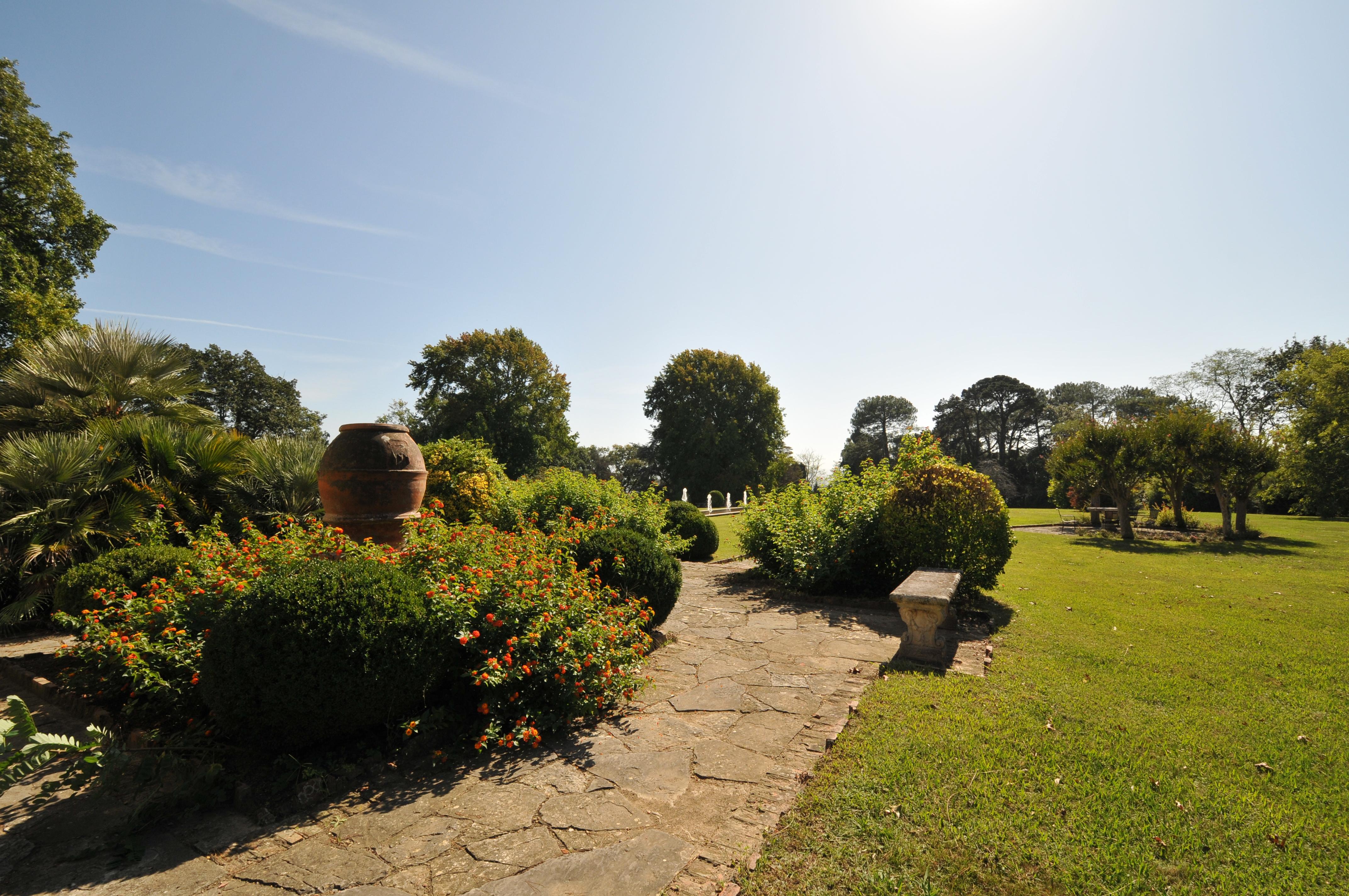 Chateau Du Clair De Lune - Boutique Luxury Hotel Biarritz Exterior photo