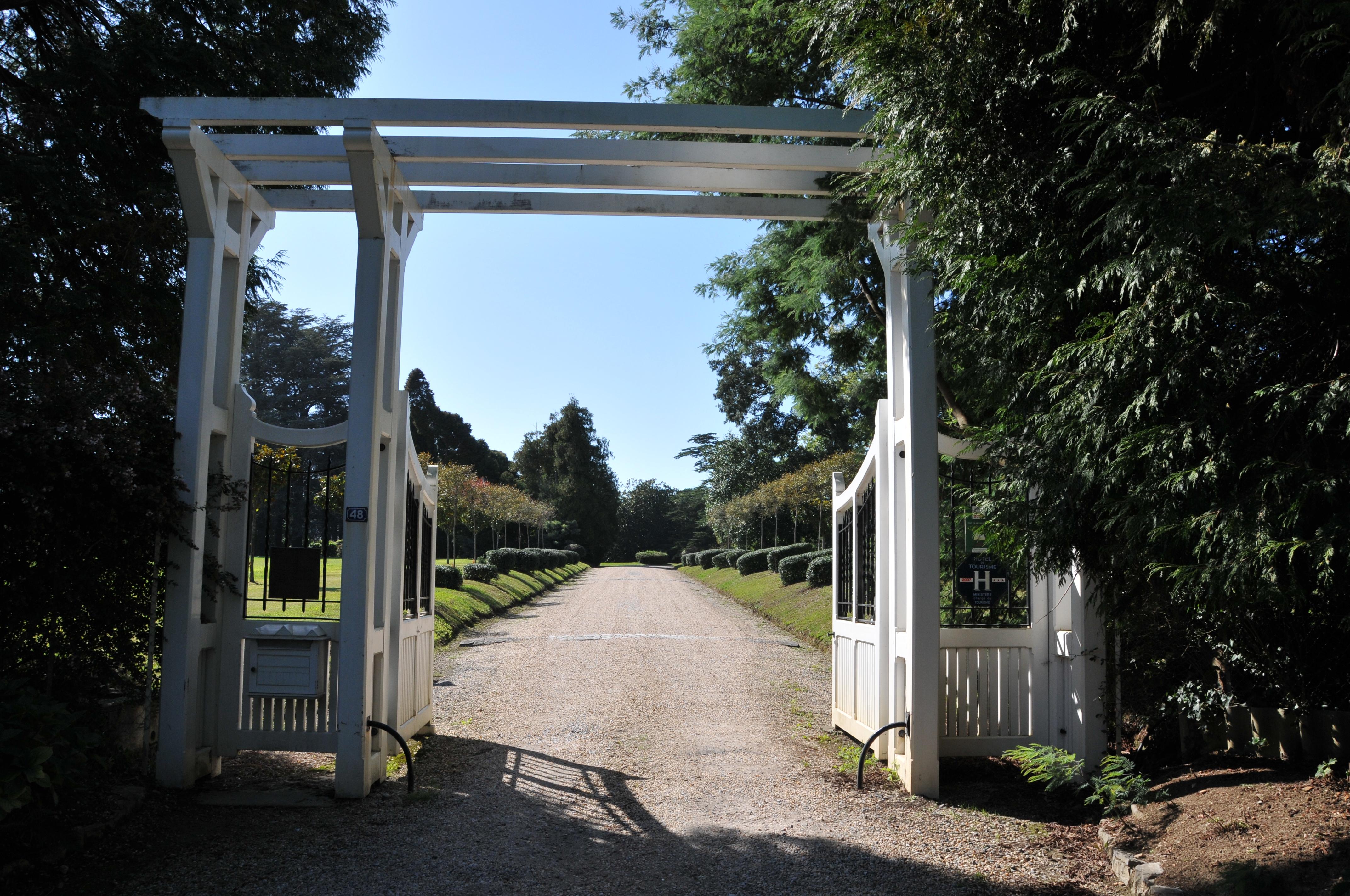 Chateau Du Clair De Lune - Boutique Luxury Hotel Biarritz Exterior photo
