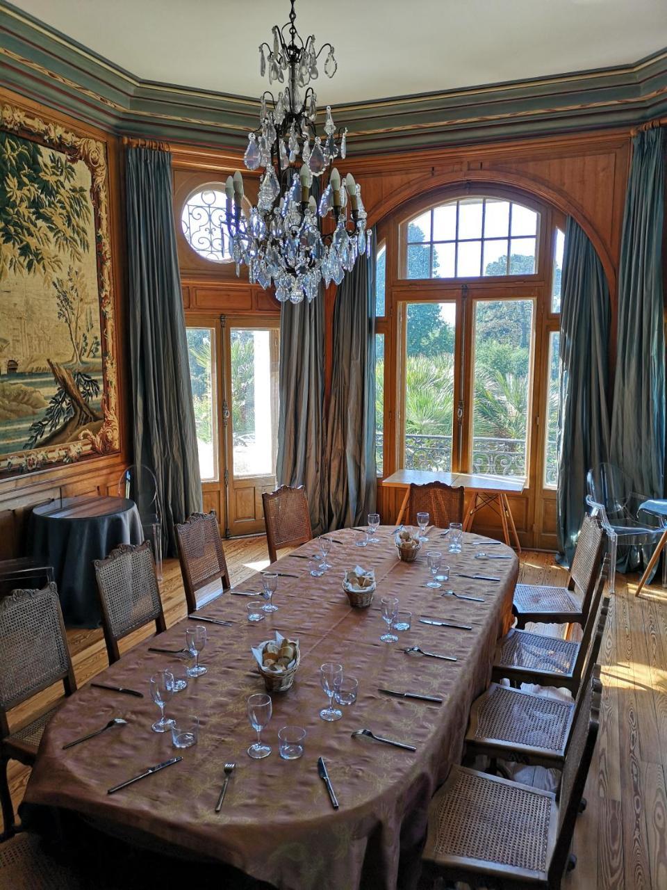 Chateau Du Clair De Lune - Boutique Luxury Hotel Biarritz Exterior photo