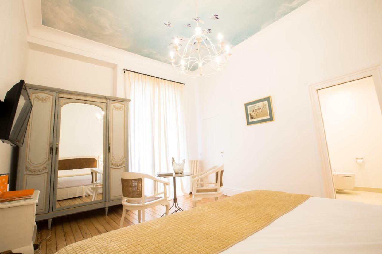Chateau Du Clair De Lune - Boutique Luxury Hotel Biarritz Exterior photo